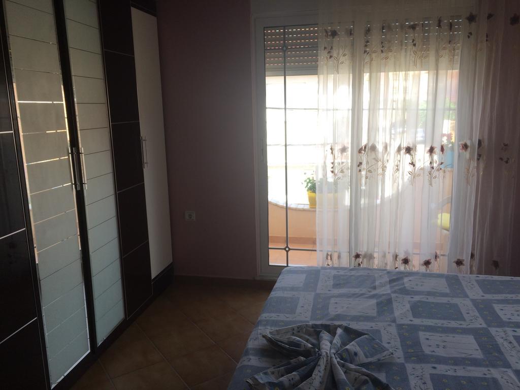 Vila Ridvani Korce Luaran gambar